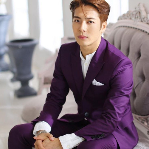 دانلود آهنگ 911 از Jackson Wang