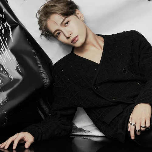 دانلود آهنگ Papillon از Jackson Wang