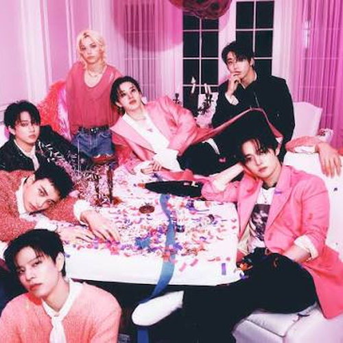 دانلود آهنگ I Do از Stray Kids