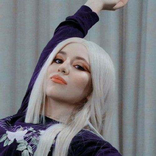 دانلود آهنگ Weapons از AVA MAX