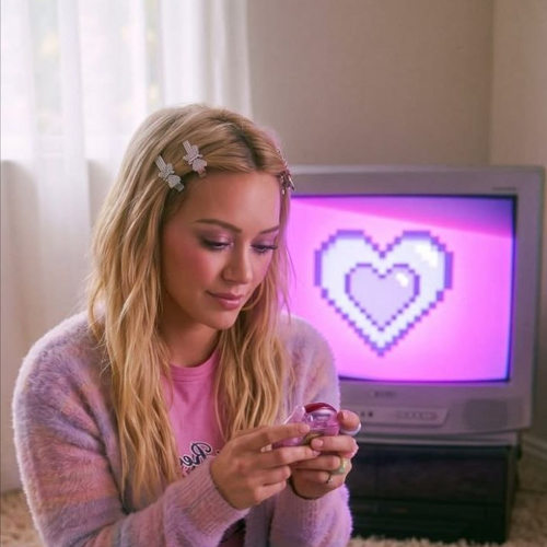 دانلود آهنگ Tattoo از Hilary Duff